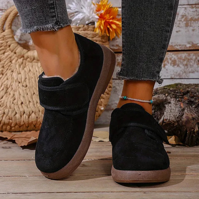 Rokia – Schuhe Aus Kunstfell Mit Verstellbarem Riemen