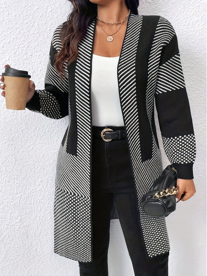Zhamilya - Langer Geometrisch Gestrickter Strickjacke Mit Offener Vorderseite