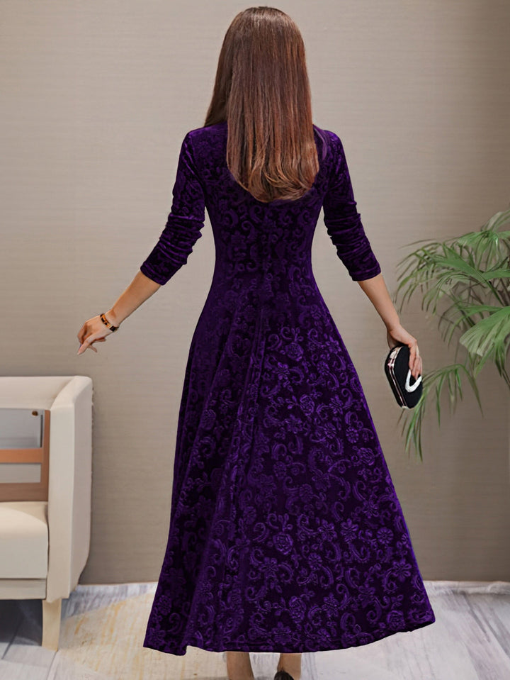Eluned – Elegantes Samt-Partykleid