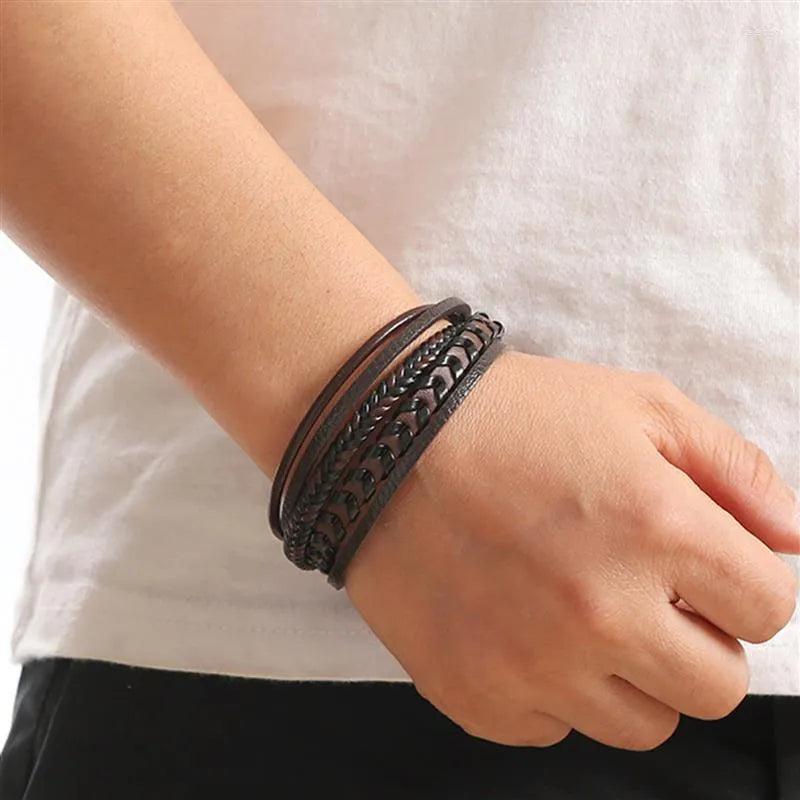 Lennart – Mmehrlagiges Geflochtenes Armband aus Lederband