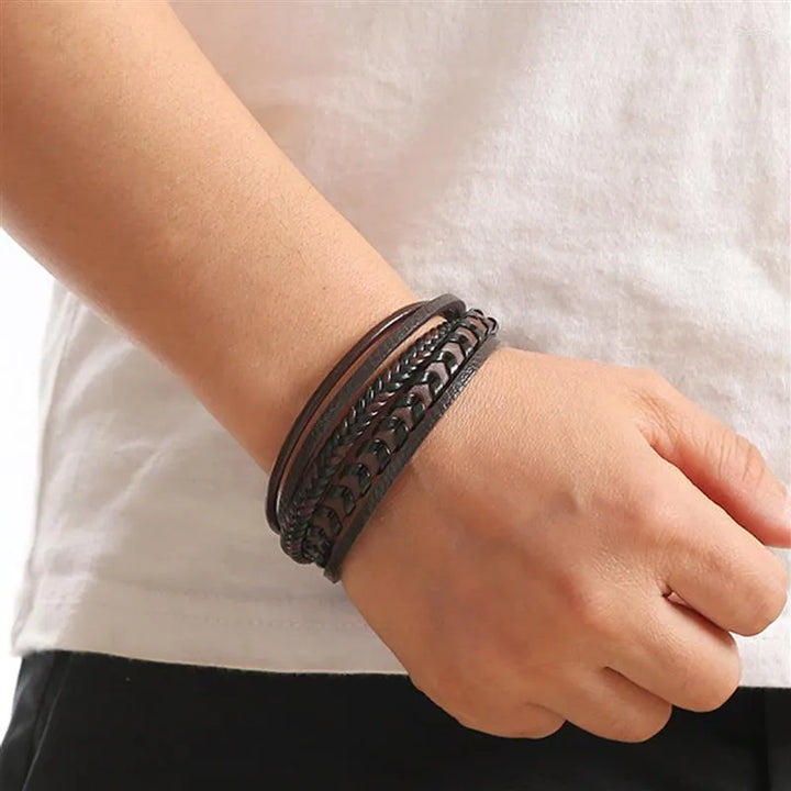 Lennart – Mmehrlagiges Geflochtenes Armband aus Lederband