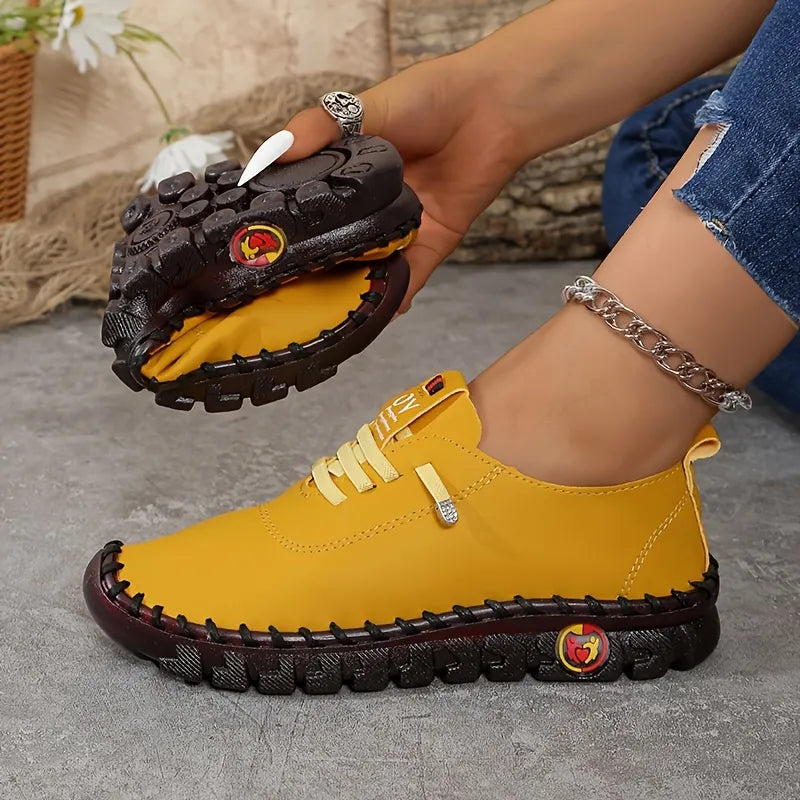 Hilga – Turnschuh Mit Schnürung Und Flexibler Sohle