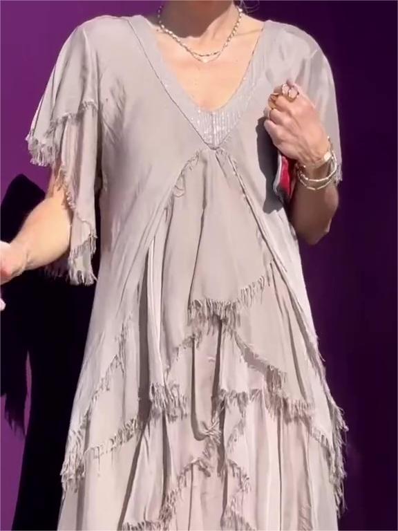 Carlijn - Elegantes Maxikleid mit V-Ausschnitt