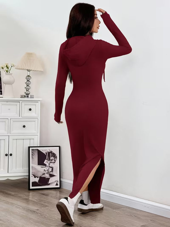 Dahye – Langärmliges Maxikleid Mit Kapuze