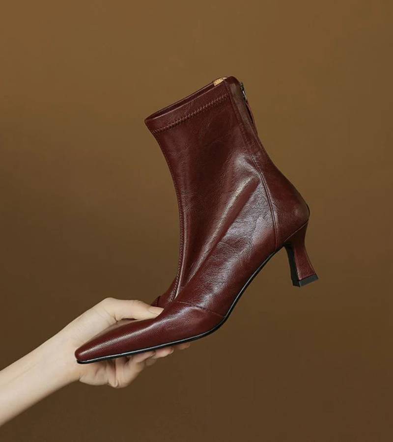 Sanduni - Leder Stiefelette Mit Mittlerem Absatz