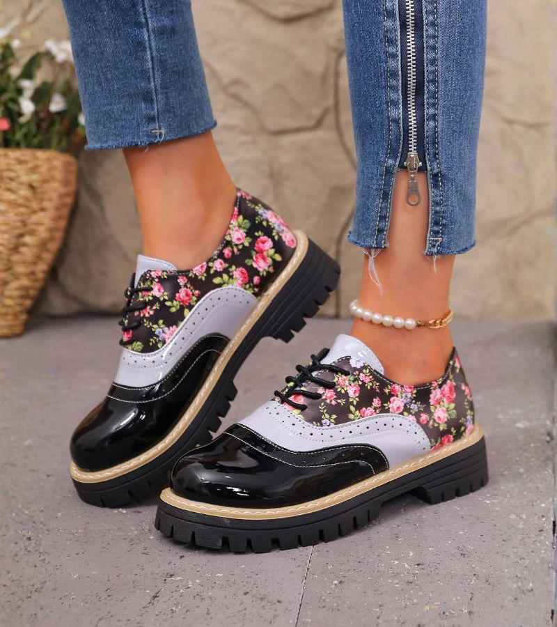 Kiela – Oxford-Schuhe Mit Blumenmuster Und Klobiger Profilsohle