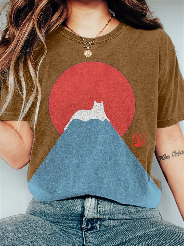 Evelyn™ - Weiße Katze Schnee auf dem Berg Fuji Vintage T Shirt