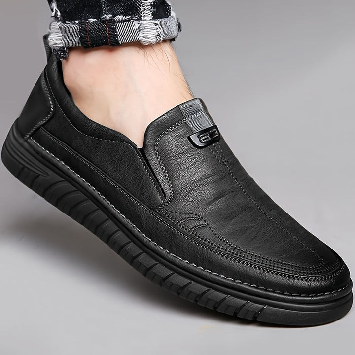 Faran – Slipper mit Ziernähten Und Strukturierter Sohle