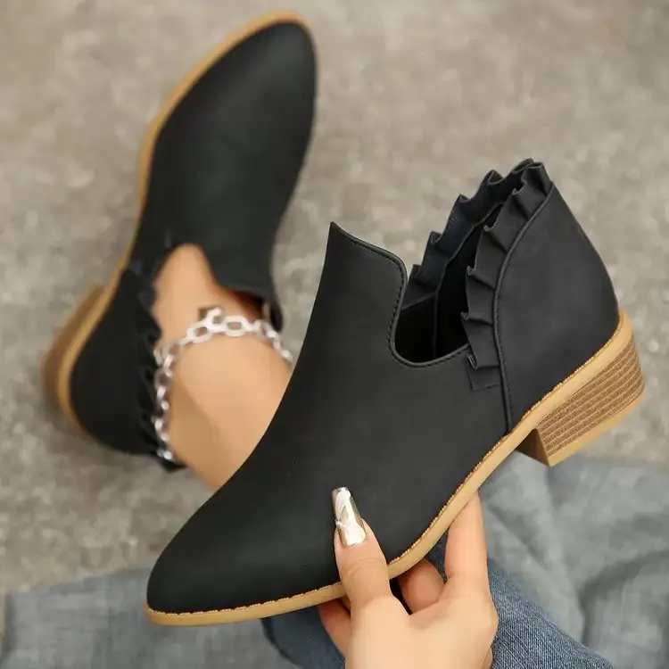 Veredah - Trendige Stiefeletten Mit Rüschen