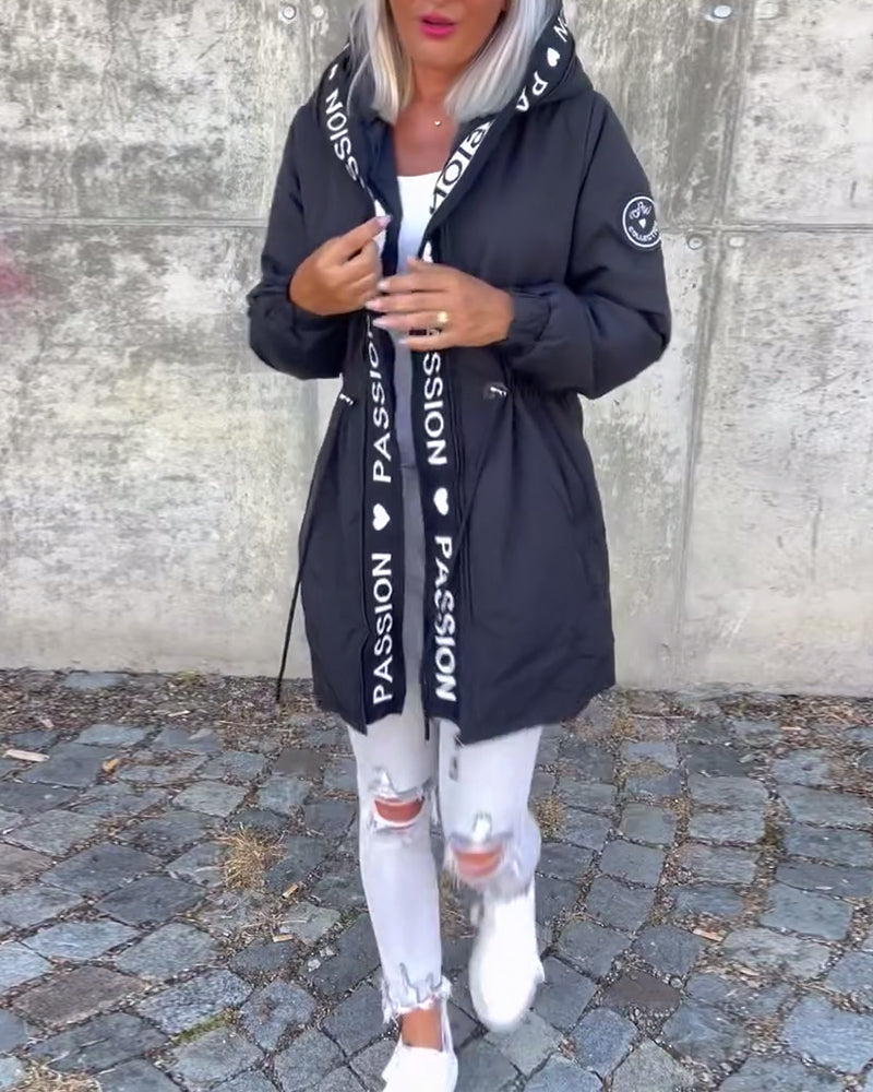 Neubauer – Trenchcoat mit Langer Kapuze Und Kapuze