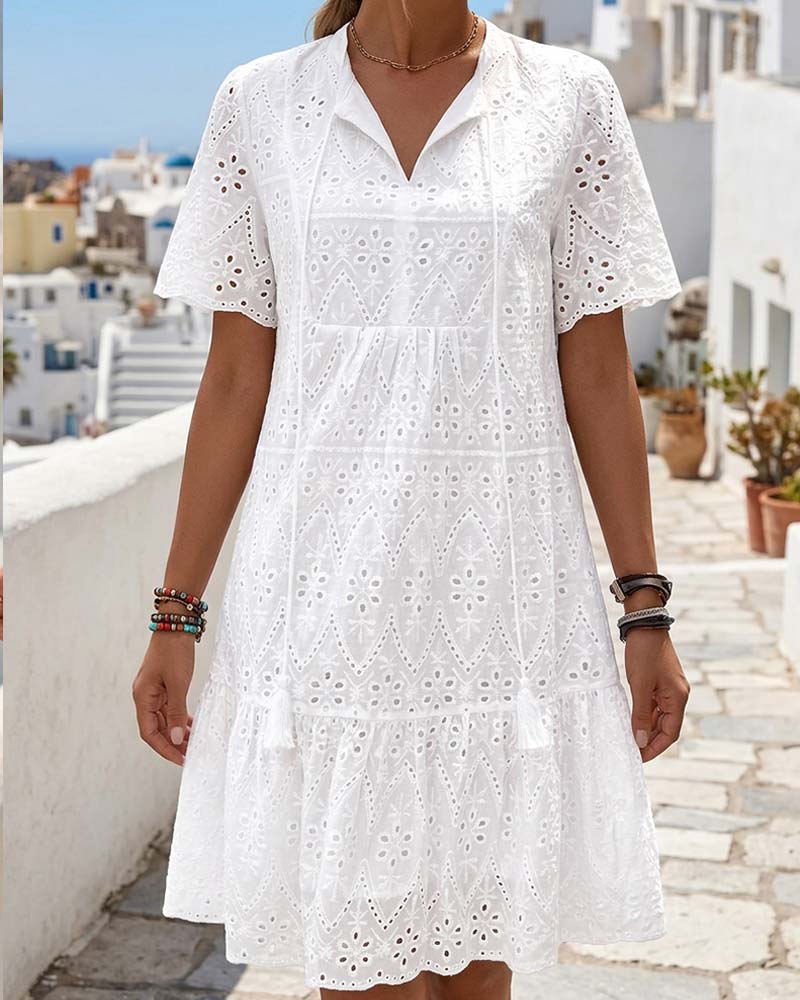 Aphinya – Durchbrochenes Kleid MIT Kurzen Ärmeln