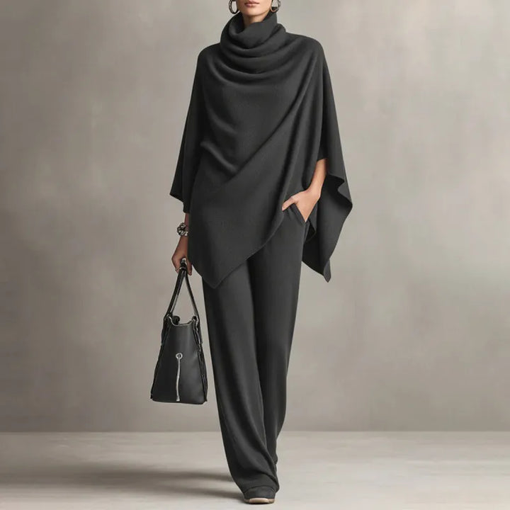 Deidraa - Set Aus Cape Mit Wasserfallausschnitt Und Hose Mit Weitem Bein