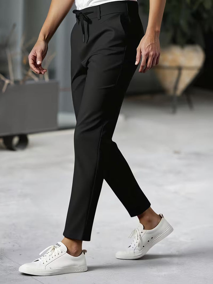 Krsto – High-End-Hosen MIT Hohem Bund