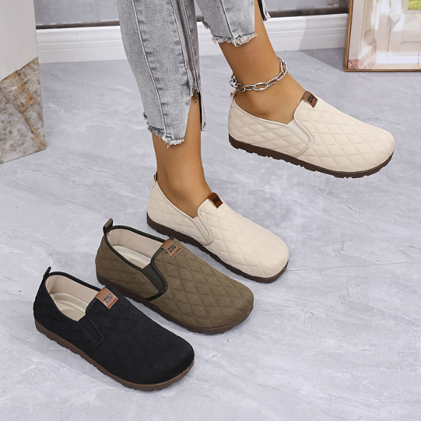 Malisaa - Slip on Schuhe Mit Rautensteppung