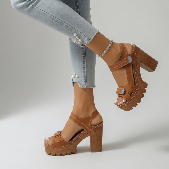Lidya - Elegante Sandale Mit Klobigem Absatz