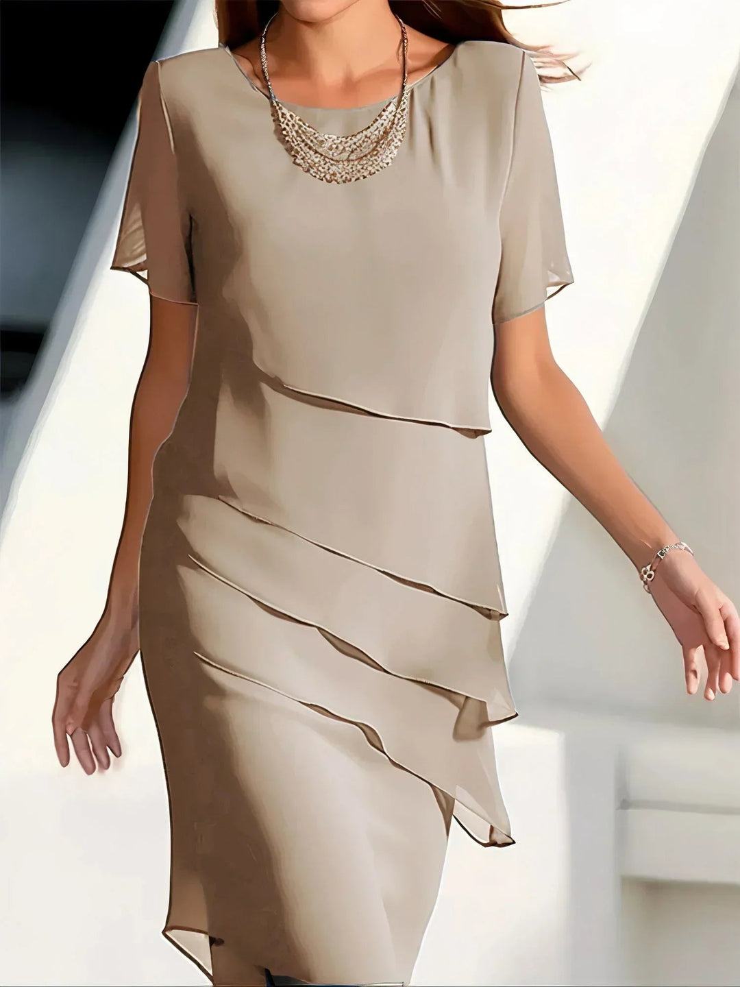 Drusilla – Midi Kleid mit Kurzen Ärmeln