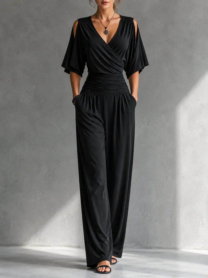 Greene – Jumpsuit mit Wickelausschnitt, Cold-Shoulder-Details und weitem Bein