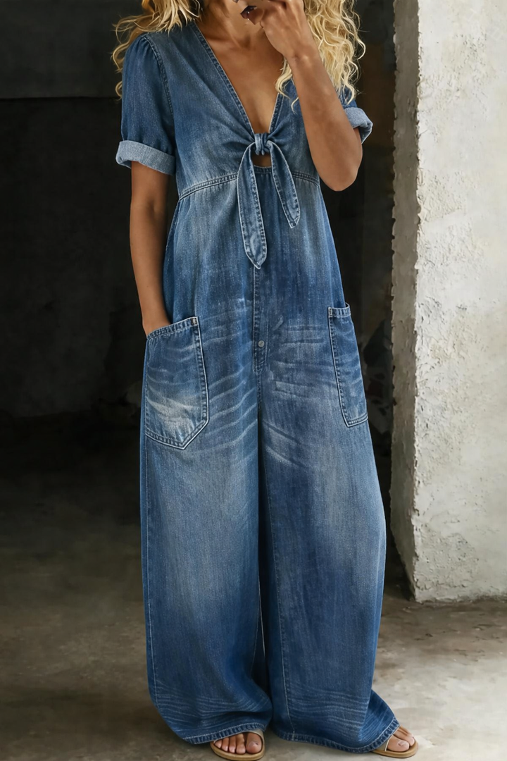 Zeta - Jumpsuit Mit V-ausschnitt Und Kurzen Ärmeln