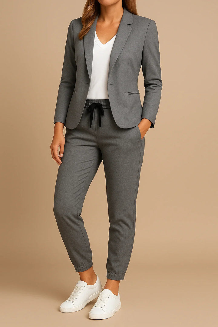 Izabela – Eleganter Zweiteiliger Anzug