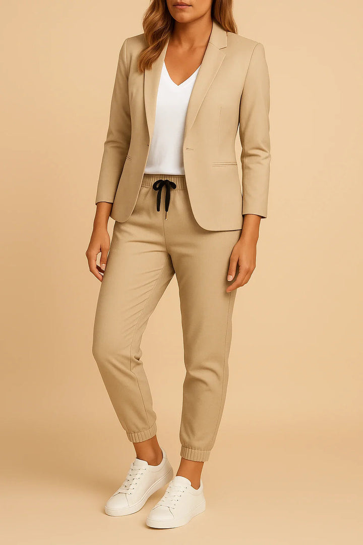 Izabela – Eleganter Zweiteiliger Anzug