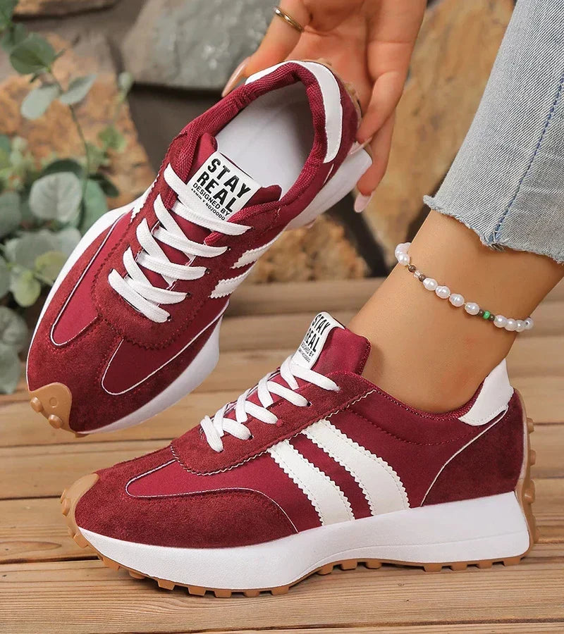 Jonara – Turnschuh Im Retro-Stil Mit Plateausohle
