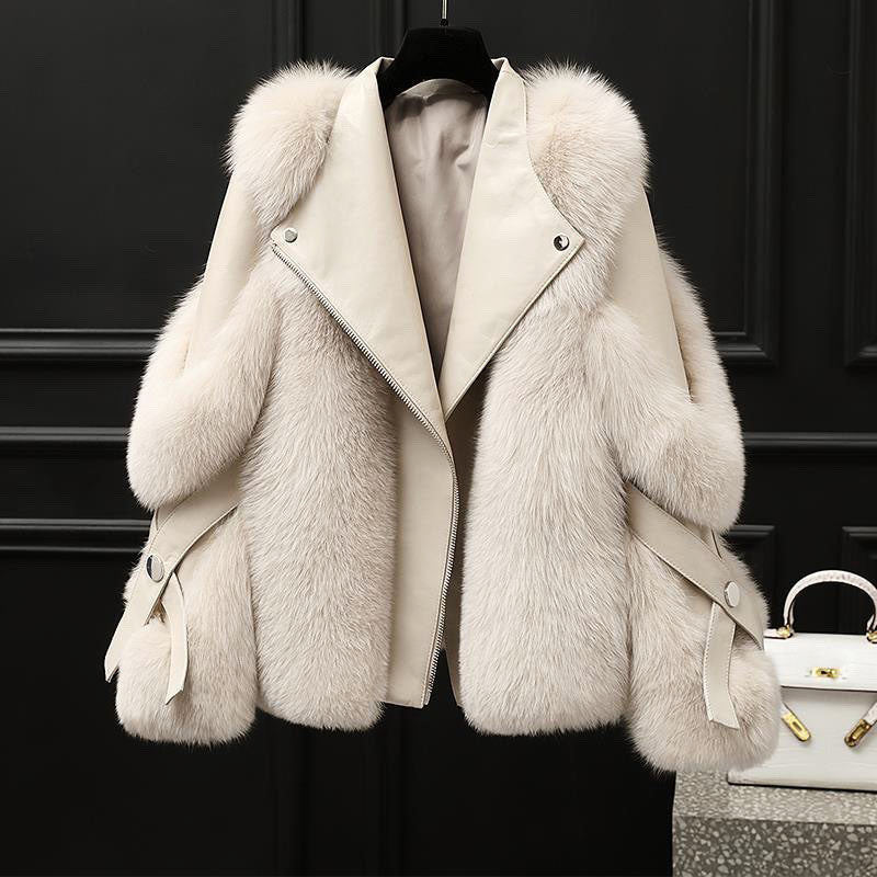 Nevaeh – Luxus Mantel