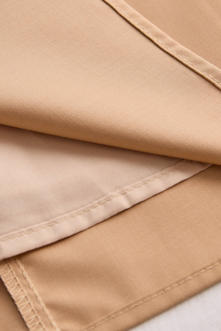 Yerin – Ärmellose Bluse mit Schleife