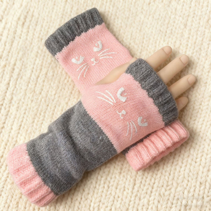 CozyPaws – Warme Handschuhe mit Cartoon-Motiv