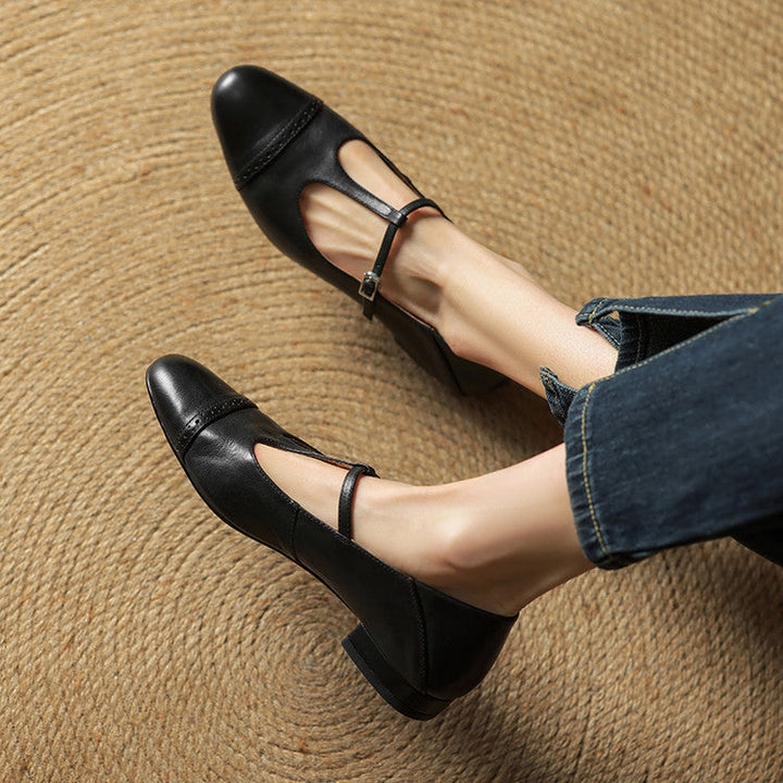 Reiten – Elegante Lederballerinas mit T-Riemchen