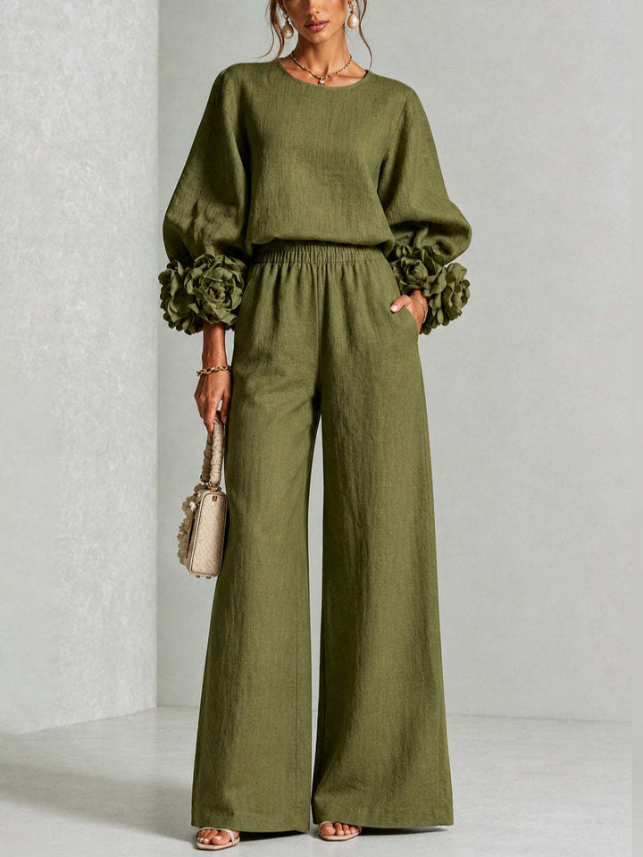 Ayser – Set aus Oberteil und Hose mit Blumenmuster an Den Ärmelbündchen