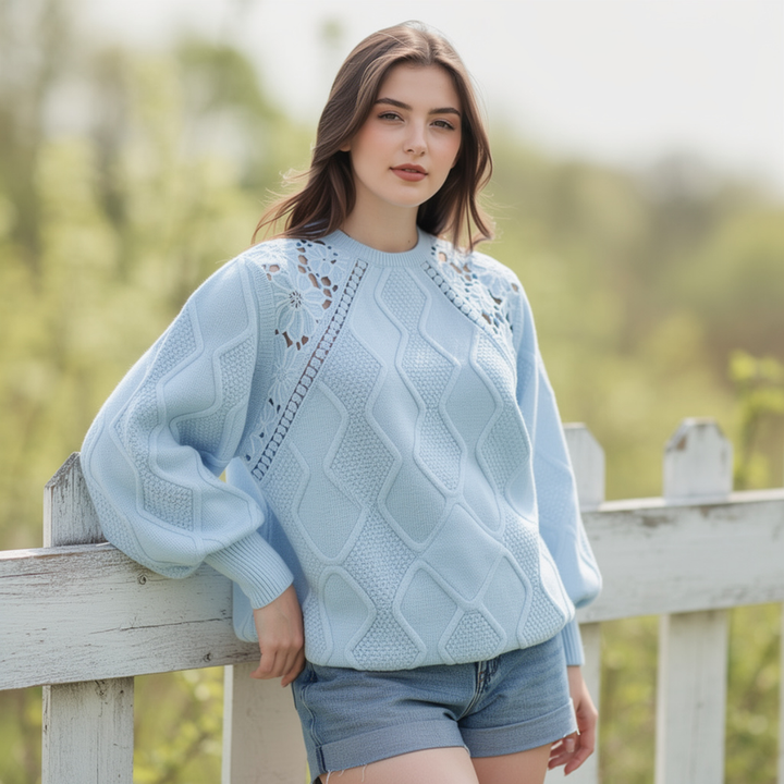 Nikaia – Eleganter und Stilvoller Pullover