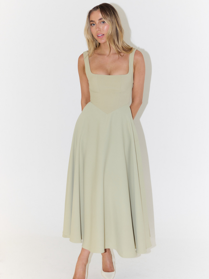 Nangula - Elegantes Kleid Aus Rayon