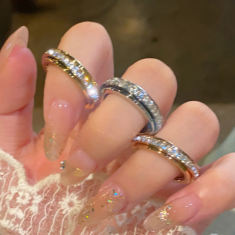 Nubia – Luxuriöser Drehbarer Spinnerring aus Stahl