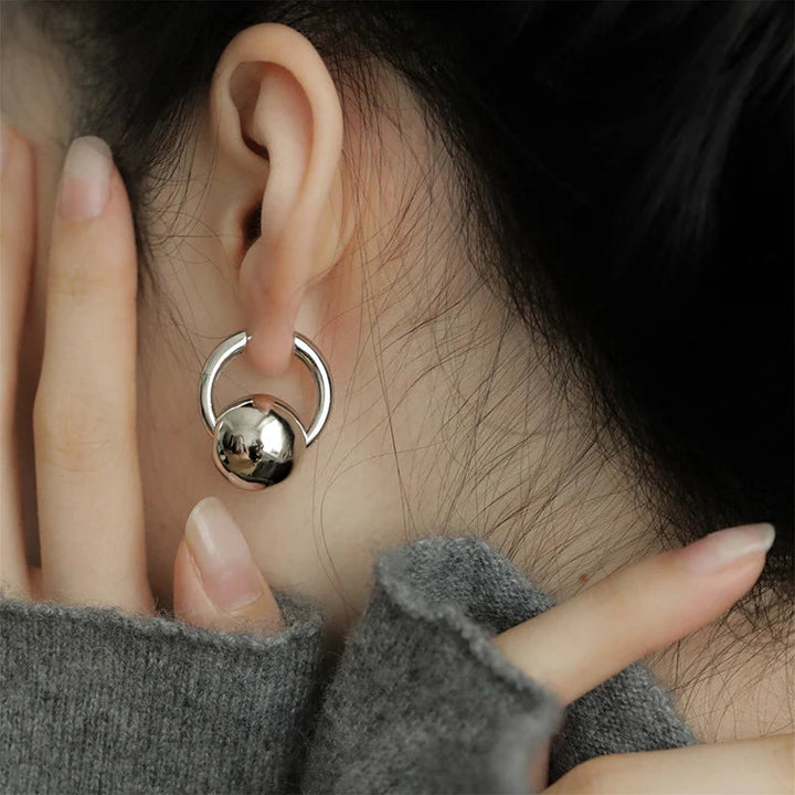Maija – Minimalistische Silber Creolen