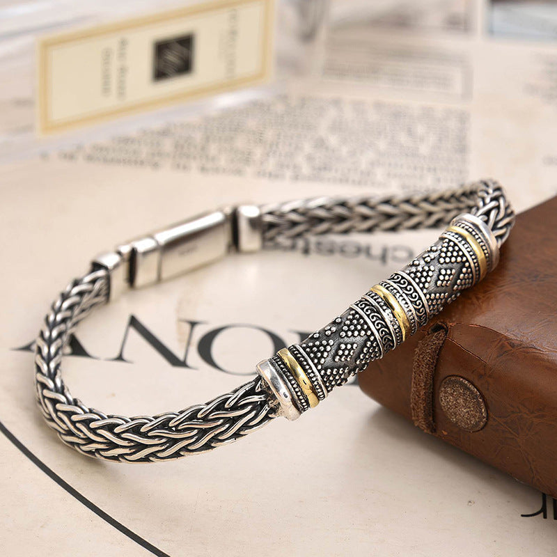 Jalair – Graviertes Edelstahl Armband in Seiloptik