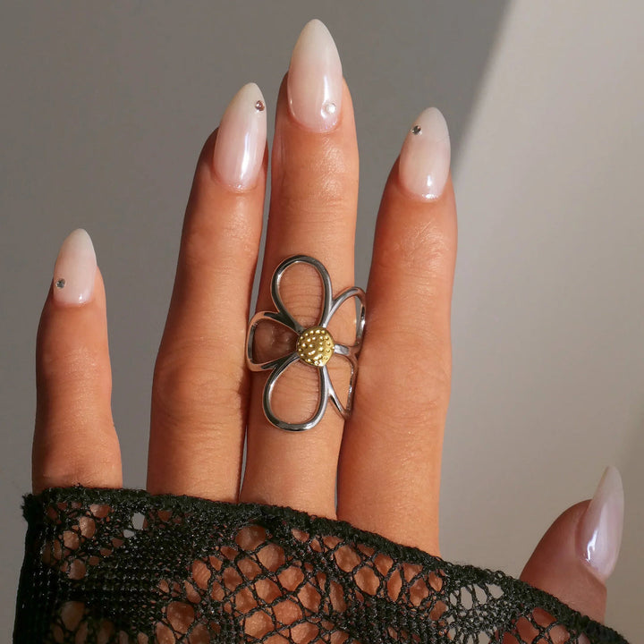Meloni – Verstellbarer Ring Im Gänseblümchen-Gestaltung