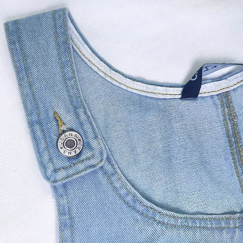 Malwina – Praktisches Und Leichtes Sommerkleid aus Denim