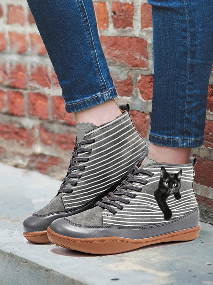 Zara - Stylischer Stiefel Mit Katzenmotiv