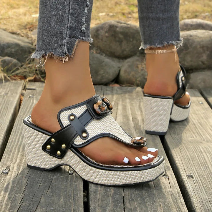 Zesika – Geflochtene Keilabsatz Zehensandalen