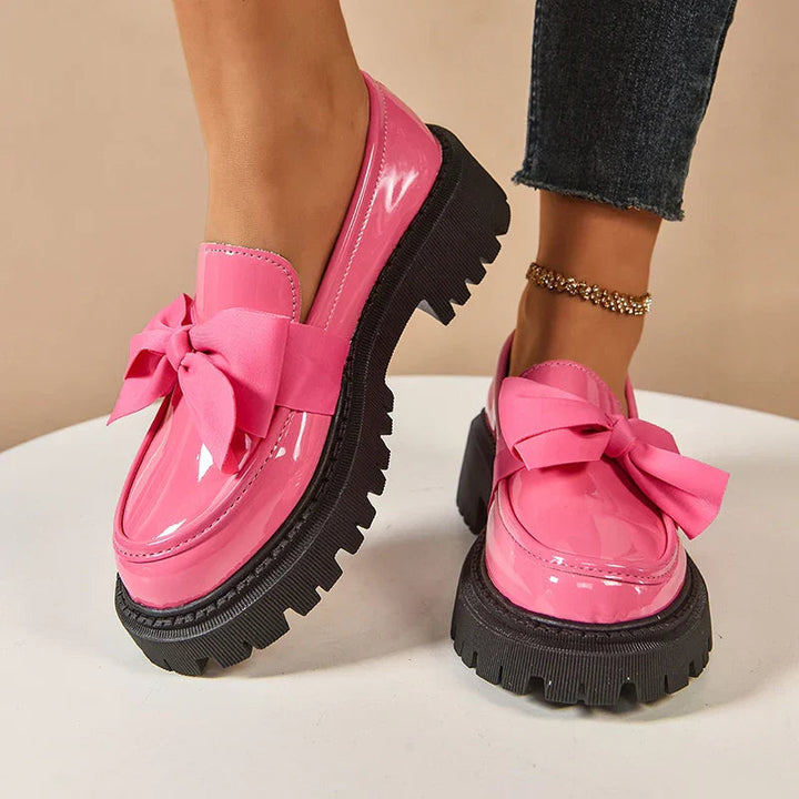 Batya – Elegante Rutschfeste Schuhe Mit Schleife