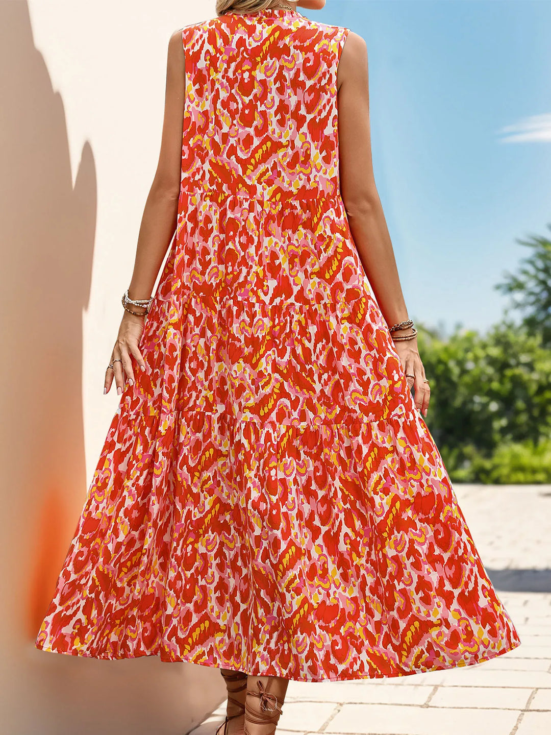 Minhee - Ärmelloses Maxikleid Mit Abstraktem Print Und Stufenschnitt