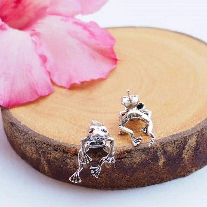 Maelis – Frosch Ohrringe (Paar)