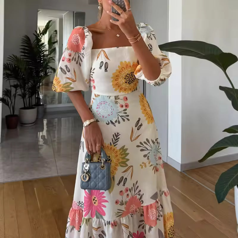Kittina – Maxi Kleid Mit Blumenmuster