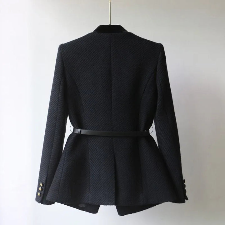 Aruna – Hochwertige, Maßgeschneiderte Jacke Mit Gürtel