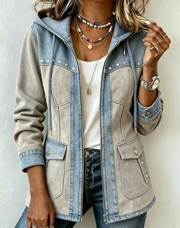 Lyndsay – Jacke Mit Kapuze Und Kontrastierenden Strukturierten Einsätzen
