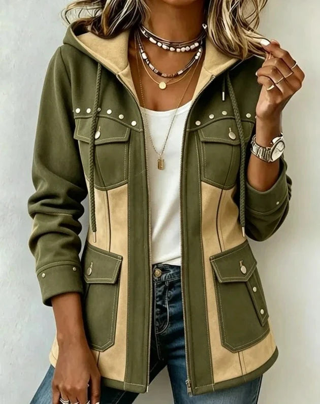 Lyndsay – Jacke Mit Kapuze Und Kontrastierenden Strukturierten Einsätzen
