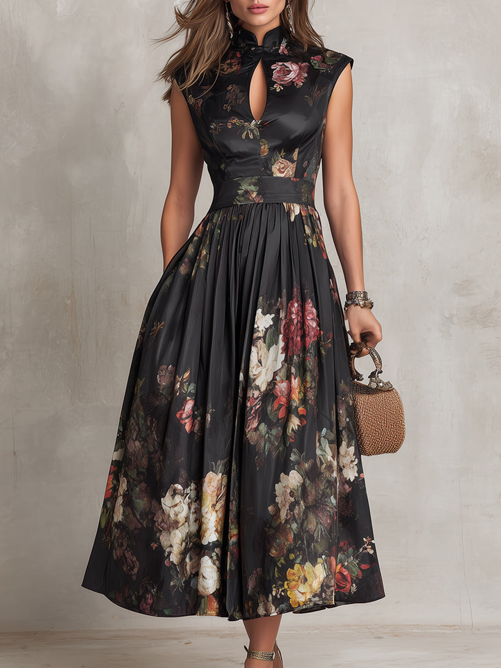 Littia – Plissiertes Satin-Kleid Mit Blumenmus