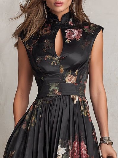 Littia – Plissiertes Satin-Kleid Mit Blumenmus