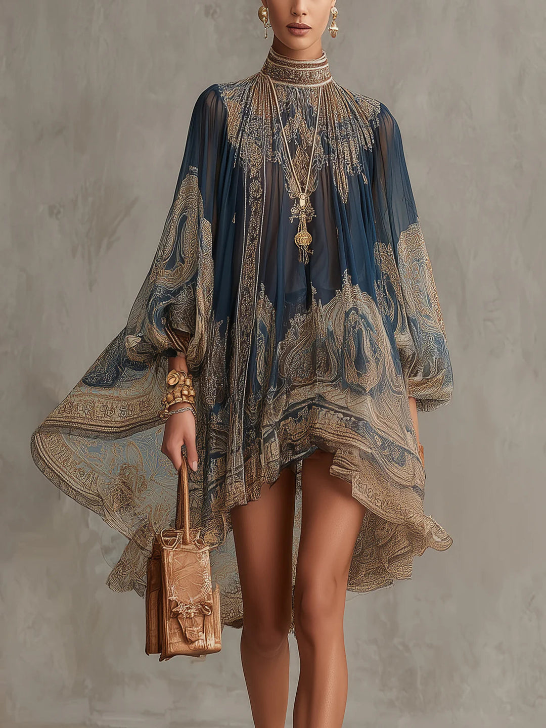 Rhean – Chiffon Minikleid mit goldenem Barock Drucken