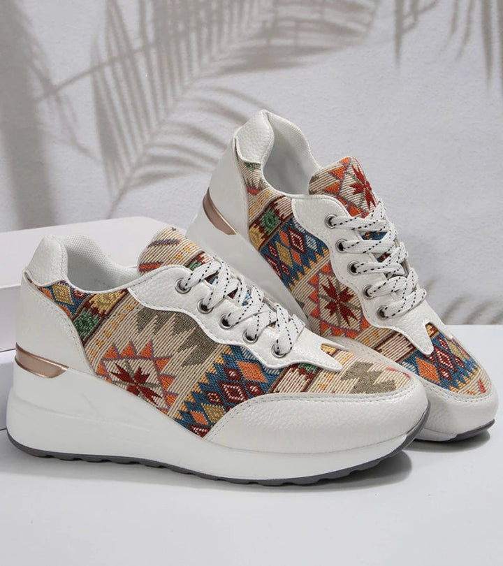 Znaya – Boho Turnschuhe Mit Geometrischem Schnürdesign